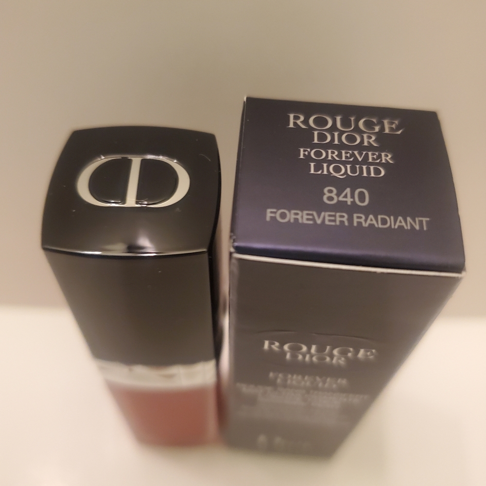 Dior Rouge Forever Liquid Transfer-Proof Lipstick 840 Forever Radiant. BNIB - Picture 3 of 4